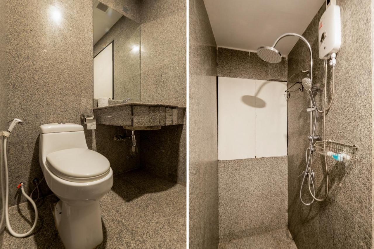 Oyo 960 The Urban Age Deluxe Hotel Банкок Екстериор снимка